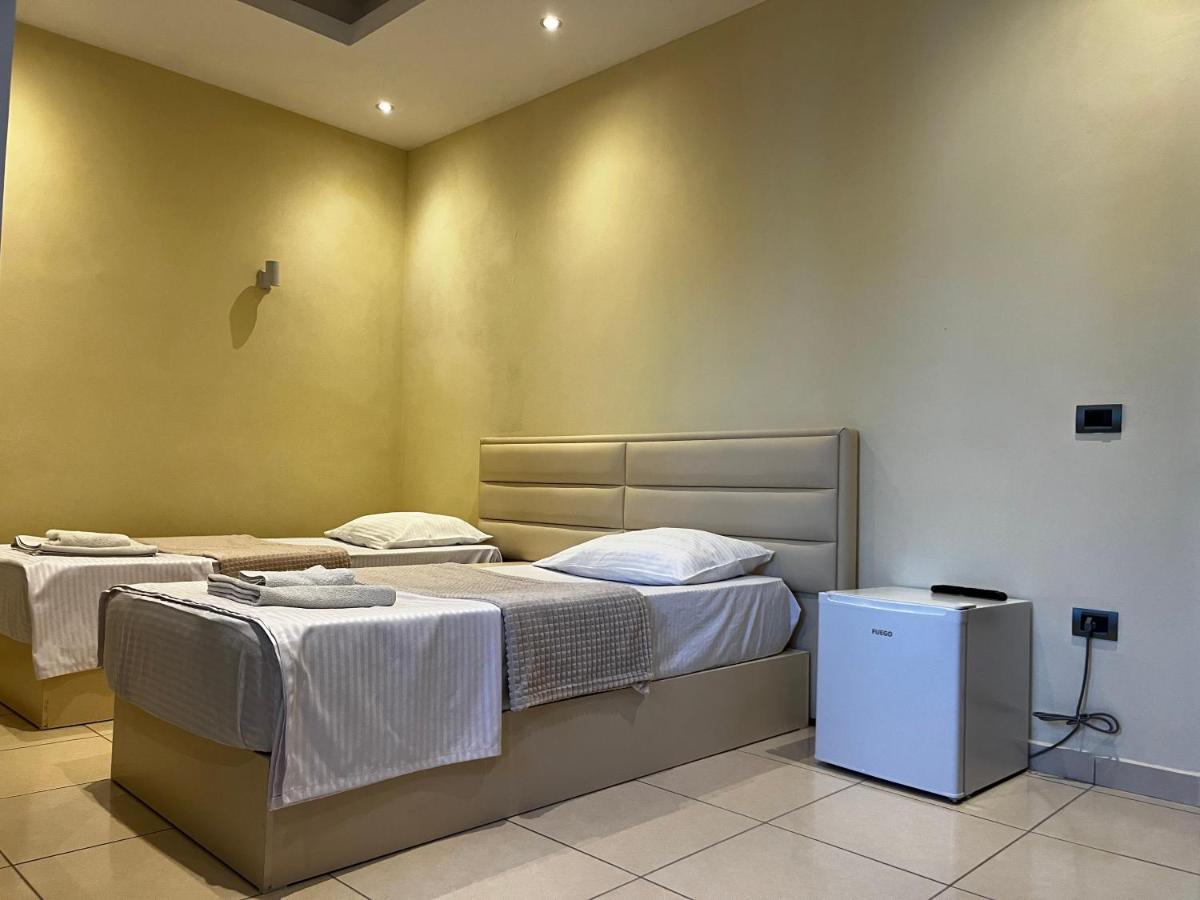 Hotel Sarda Deja's Ford Εξωτερικό φωτογραφία