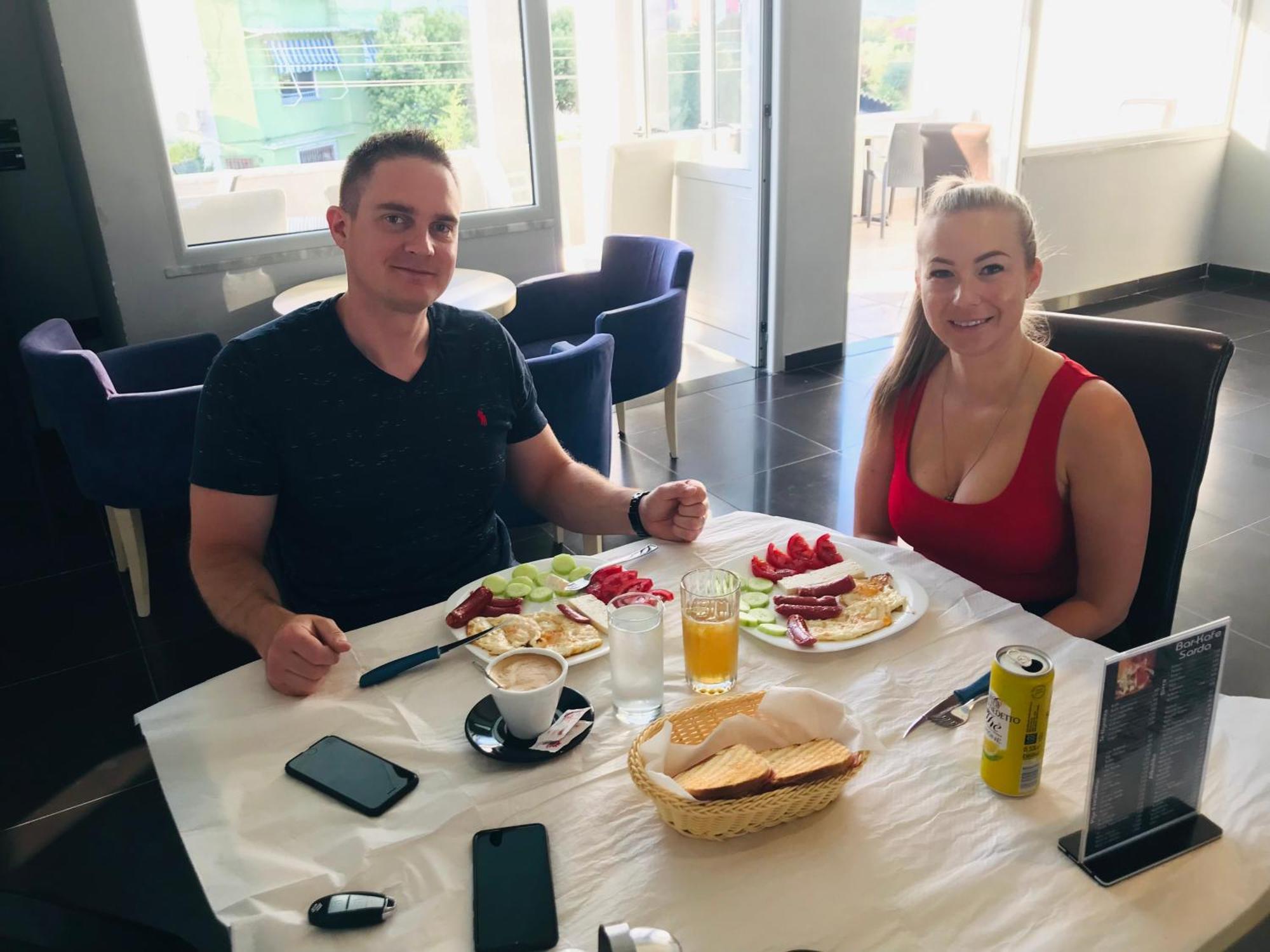 Hotel Sarda Deja's Ford Εξωτερικό φωτογραφία