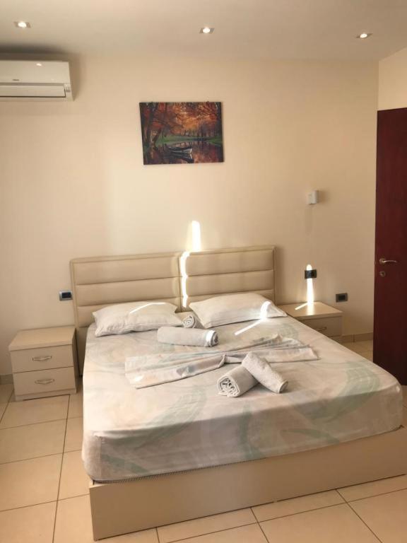 Hotel Sarda Deja's Ford Εξωτερικό φωτογραφία